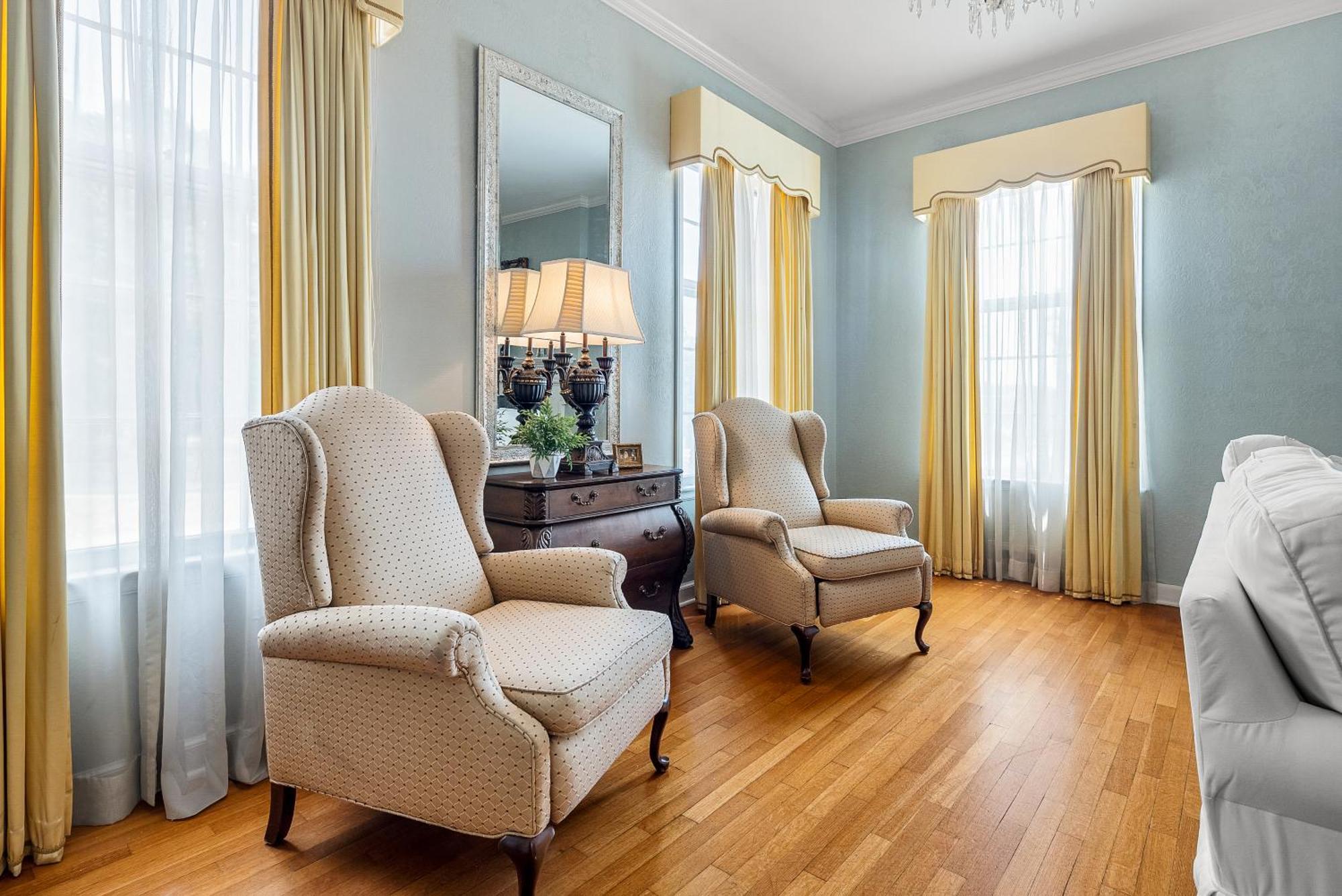 Holiday home Beland Mansion-blooming Garden Suite! *